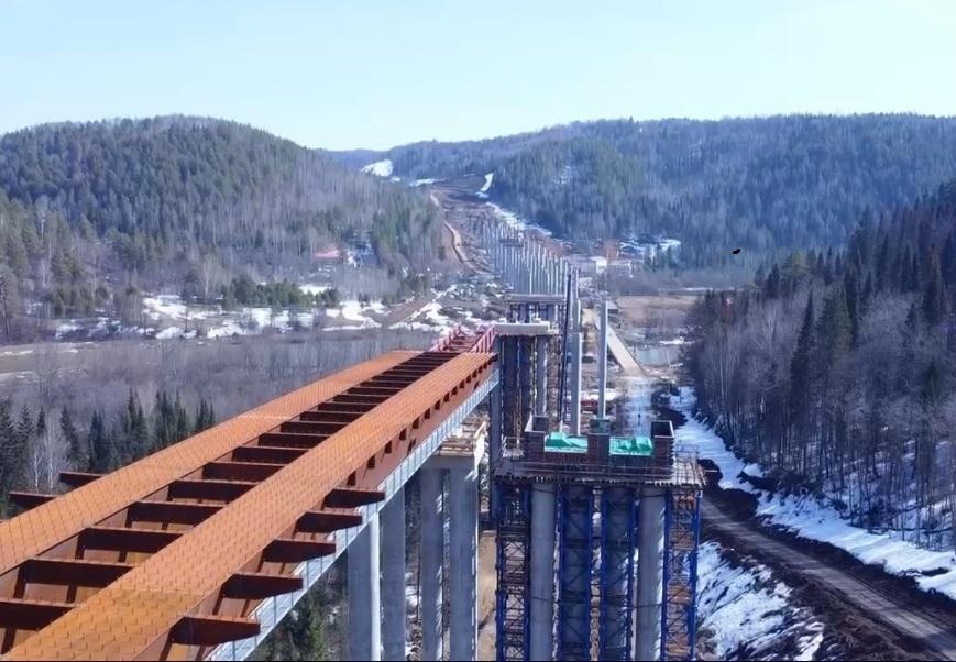 Уральская Сталь поставила прокат для моста через реку Сим